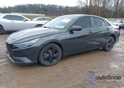 2022 Hyundai Elantra Sel z USA, uszkodzony, nr VIN 5NPLM4AG1NH060030